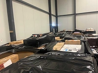 Partij pc schermen / monitors - retourgoederen - 630 items - afbeelding 4 van  6