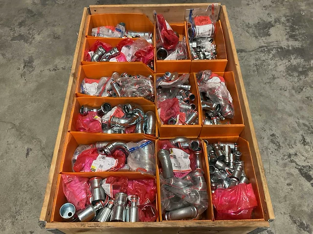 Partij persfittingen - afbeelding 1 van  3