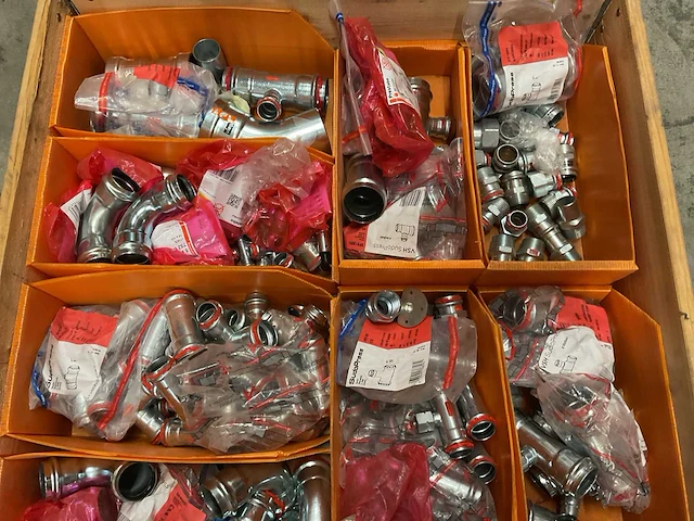 Partij persfittingen - afbeelding 3 van  3