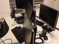 Partij philips monitoren, toetsenborden, aansluitkabels, muis & luidsprekers - afbeelding 1 van  6
