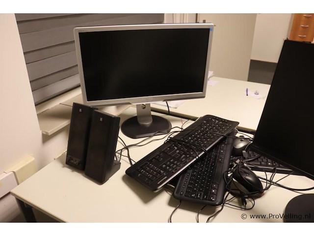 Partij philips monitoren, toetsenborden, aansluitkabels, muis & luidsprekers - afbeelding 3 van  6