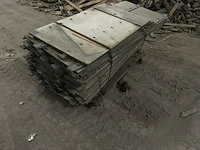 Partij plaatmateriaal met bevesting - afbeelding 2 van  3