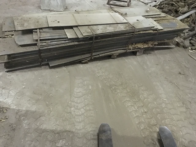 Partij plaatmateriaal trespa - afbeelding 1 van  3