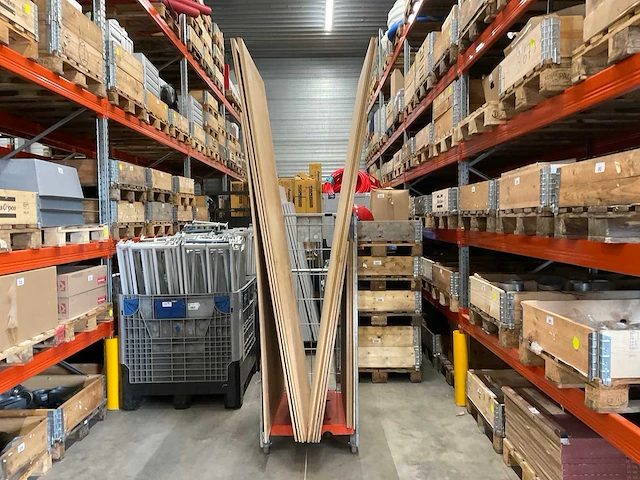 Partij plaatmateriaal - afbeelding 1 van  4