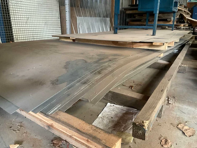 Partij plaatstaal - afbeelding 2 van  7