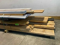 Partij planken diverse soorten en maten - afbeelding 3 van  12