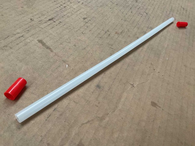 Partij plastc buisjes - afbeelding 1 van  5