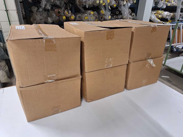 Partij plastic kledinghoezen (2.500 stuks) (5x) - afbeelding 1 van  3