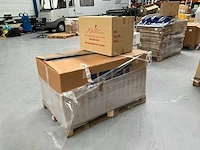 Partij plastic pet flesjes met spuitdop - afbeelding 7 van  7