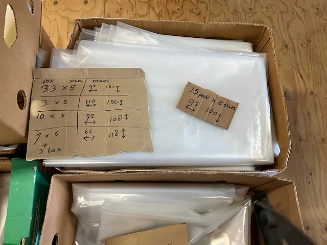 Partij plastic zakken - afbeelding 5 van  5