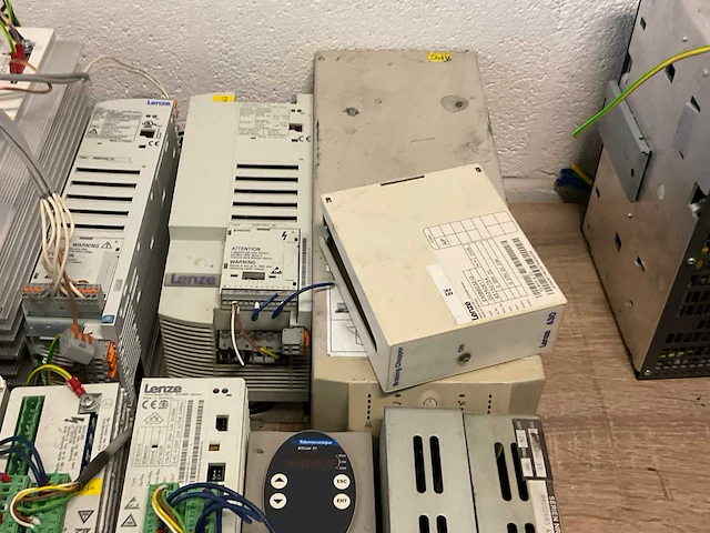 Partij plc apparatuur - afbeelding 8 van  10