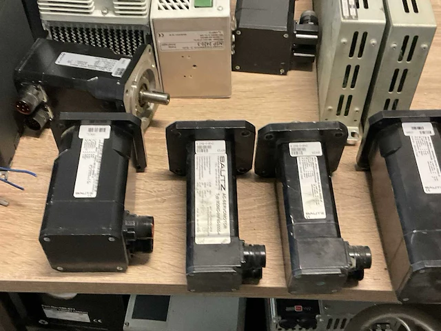 Partij plc apparatuur - afbeelding 10 van  10