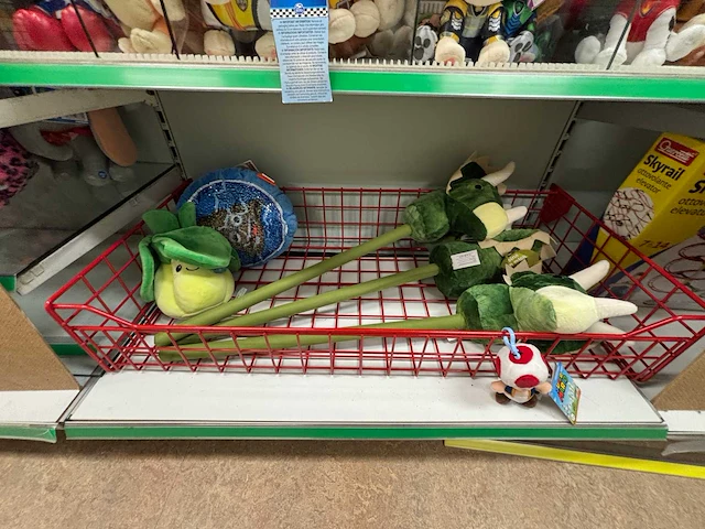 Partij pluche dieren en speelgoed - afbeelding 2 van  7
