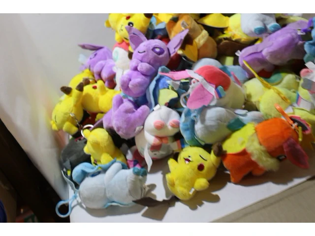Partij pluche poke mo n 33 stuks - afbeelding 3 van  7