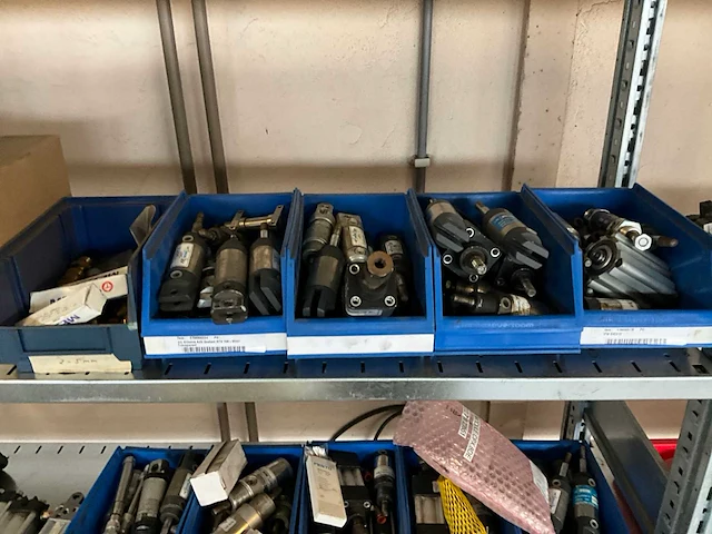 Partij pneumatische cilinders - afbeelding 3 van  9