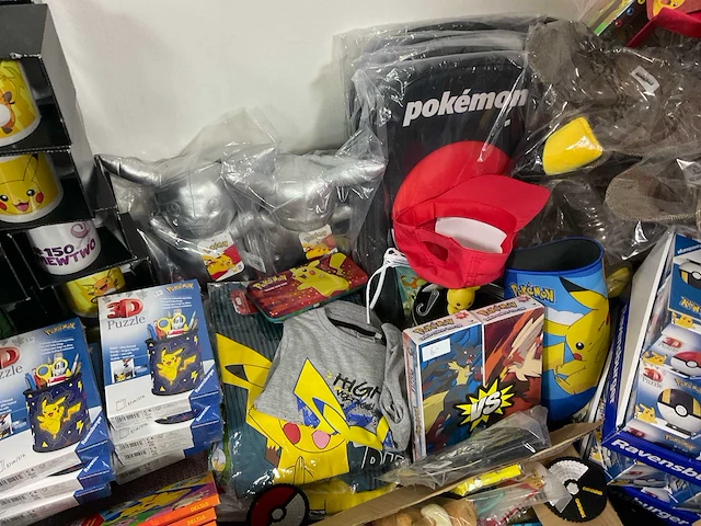 Partij pokémon merchandise - afbeelding 4 van  8