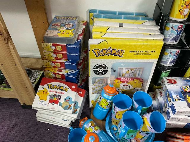 Partij pokémon merchandise - afbeelding 6 van  8