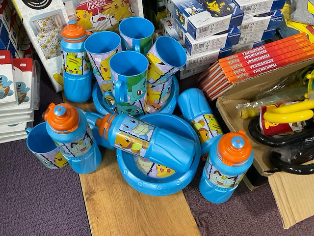 Partij pokémon merchandise - afbeelding 7 van  8