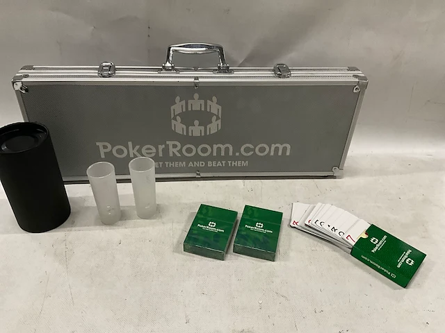 Partij pokerroom speelkaarten en toebehoren circa (1000x) - afbeelding 1 van  8
