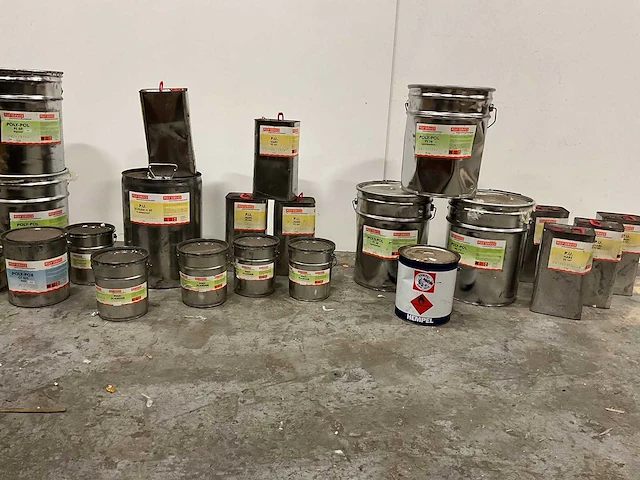 Partij poly-pol / hempel polyester & epoxy producten (25x) - afbeelding 1 van  7