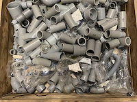 Partij pp & pvc hulpstukken - afbeelding 2 van  3