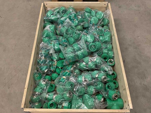 Partij pp-r(ct) hulpstukken - afbeelding 1 van  3