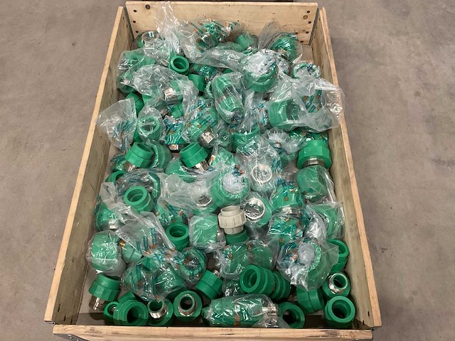 Partij pp-r(ct) hulpstukken - afbeelding 1 van  3