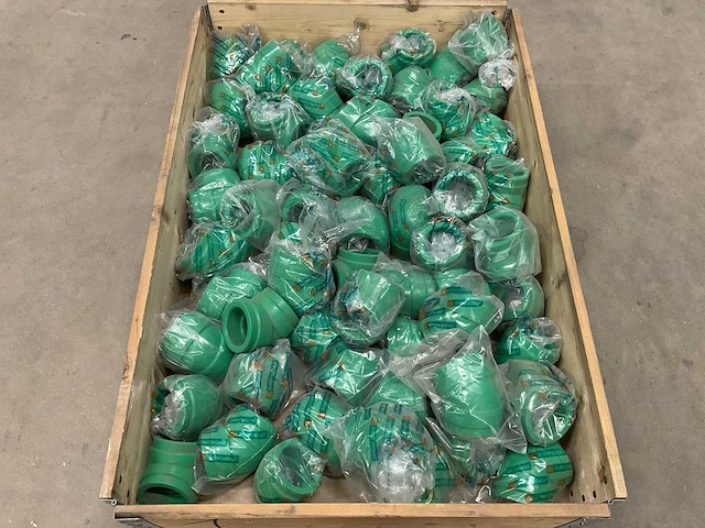 Partij pp-r(ct) hulpstukken - afbeelding 1 van  3