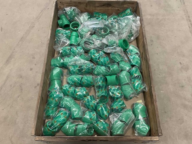 Partij pp-r(ct) hulpstukken - afbeelding 1 van  3