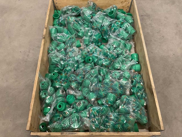 Partij pp-r(ct) hulpstukken - afbeelding 1 van  3