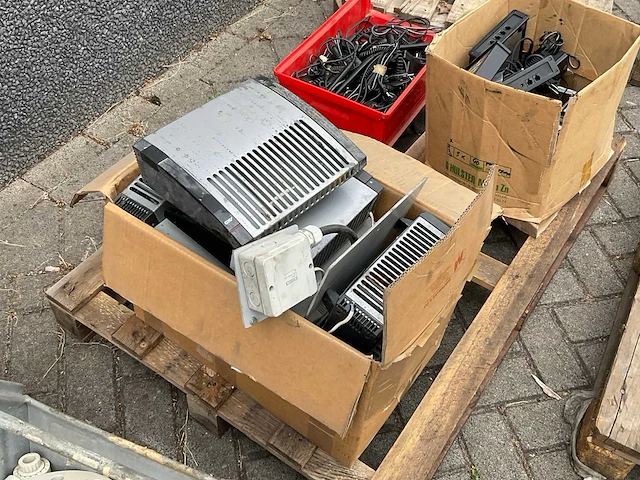 Partij procesapparatuur en divers - afbeelding 9 van  13