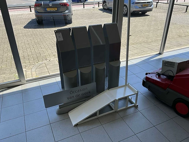 Partij promotie materialen - afbeelding 1 van  6