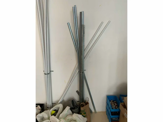 Partij pvc, cv installatiebuizen en elektrabuizen - afbeelding 12 van  15