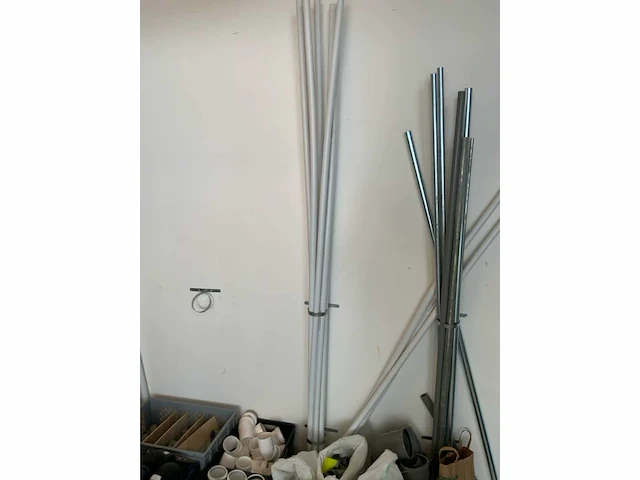 Partij pvc, cv installatiebuizen en elektrabuizen - afbeelding 13 van  15