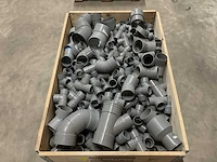 Partij pvc hulpstukken - afbeelding 1 van  3