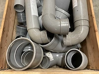 Partij pvc hulpstukken - afbeelding 2 van  4