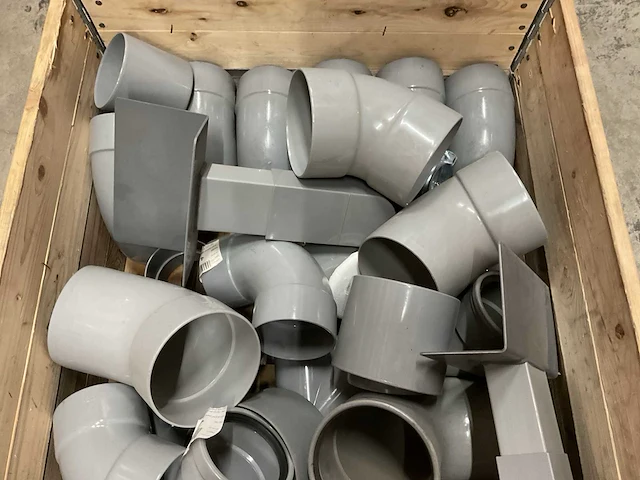 Partij pvc hulpstukken - afbeelding 3 van  3