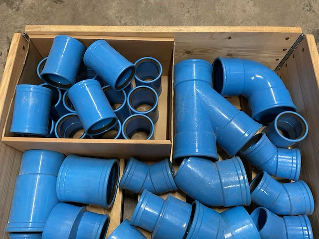 Partij pvc hulpstukken - afbeelding 4 van  6