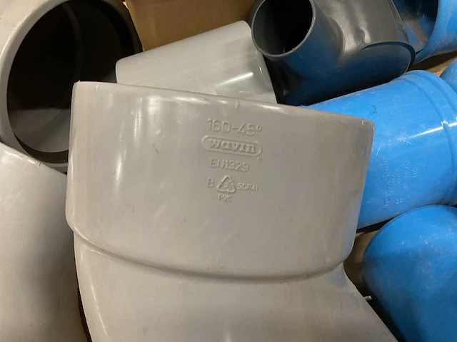 Partij pvc hulpstukken - afbeelding 6 van  6