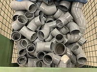 Partij pvc hulpstukken - afbeelding 2 van  4