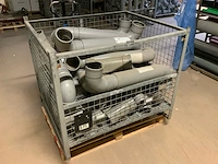Partij pvc koppelingen - afbeelding 1 van  4