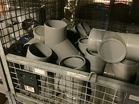 Partij pvc koppelingen - afbeelding 2 van  3
