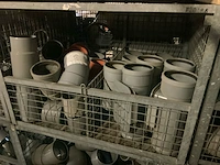 Partij pvc koppelingen - afbeelding 1 van  3