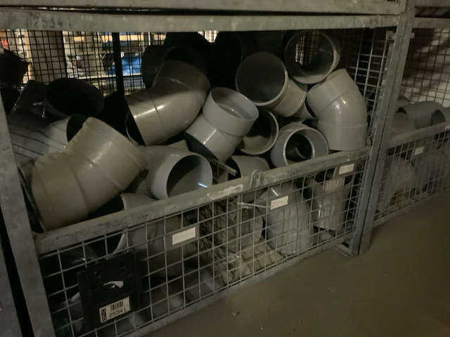 Partij pvc koppelingen - afbeelding 1 van  3
