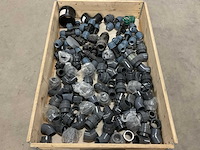 Partij pvc-u en pp hulpstukken - afbeelding 1 van  3