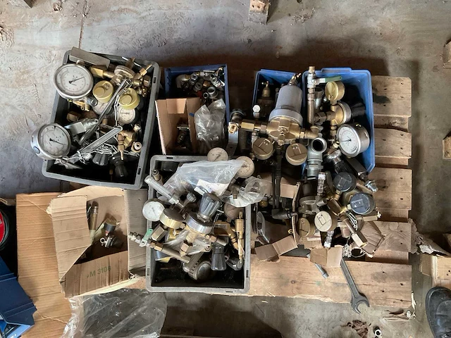 Partij reduceer- en mengventielen - afbeelding 1 van  5