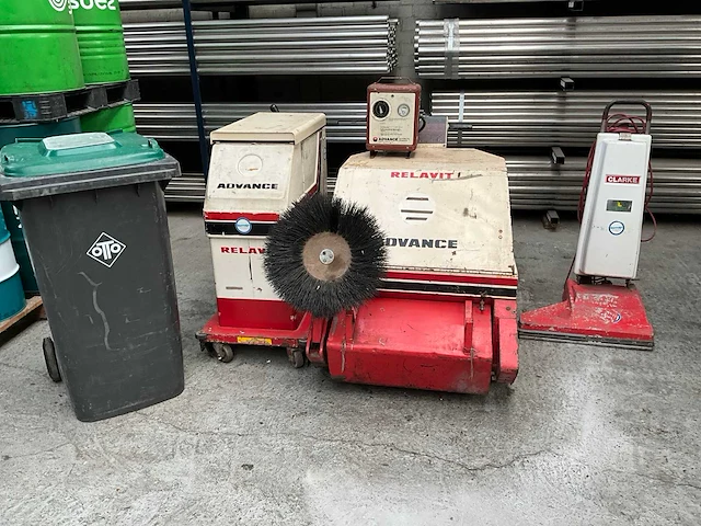 Partij reinigingsmachines met kliko (3x) - afbeelding 1 van  16