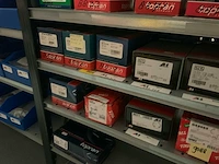 Partij remdelen (89 verpakkingen) - afbeelding 2 van  12