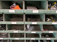 Partij remkrachtverdelers, luchtleidingen en luchtkoppelingen - afbeelding 5 van  33