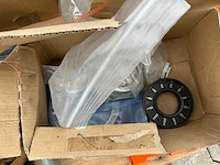 Partij reserveonderdelen voor machines - afbeelding 5 van  7